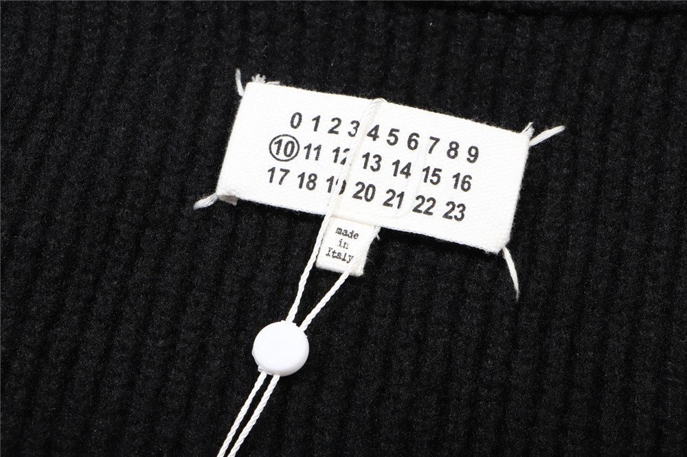 Maison Margiela メゾンマルジェラ ニットセーター メンズ ジッパー おしゃれ 立て襟 秋冬 防寒 暖かい ファッション トップス 黒 Lサイズの画像8