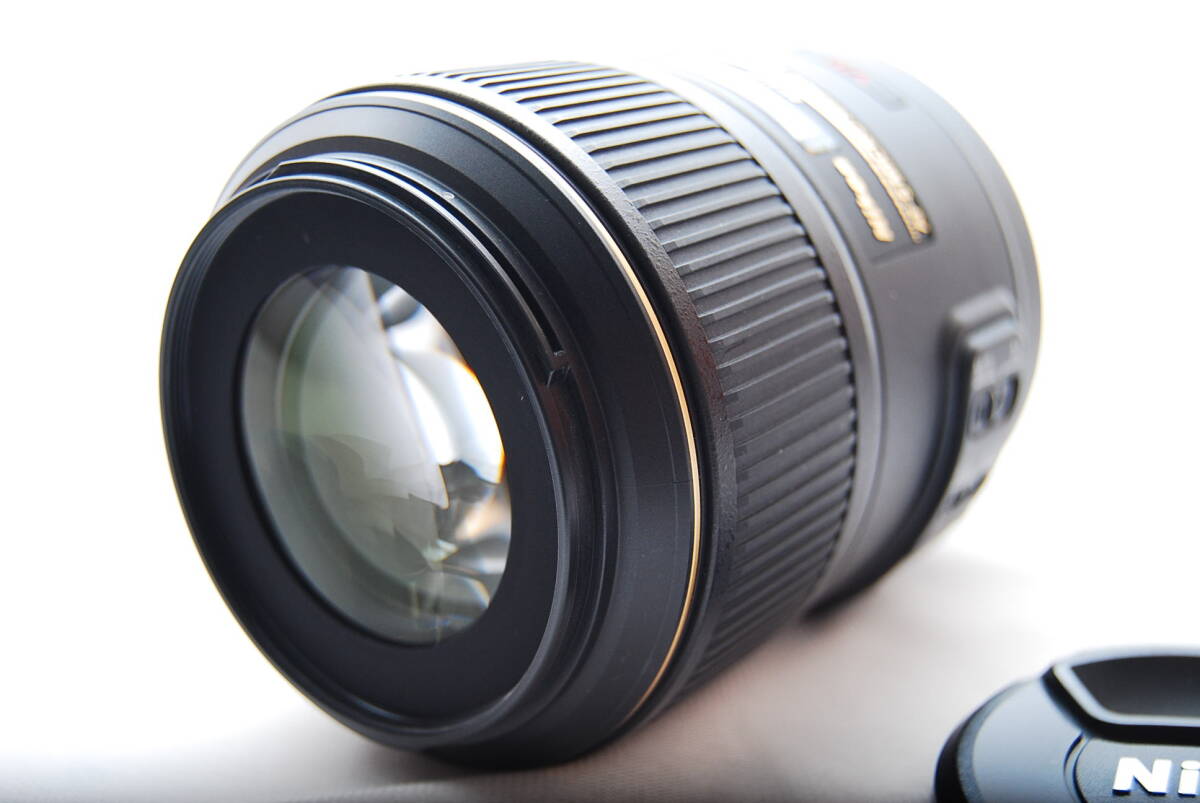 ★希少 極上美品 Nikon AF-S VR Micro-Nikkor 105mm f/2.8G IF-ED ★の画像2