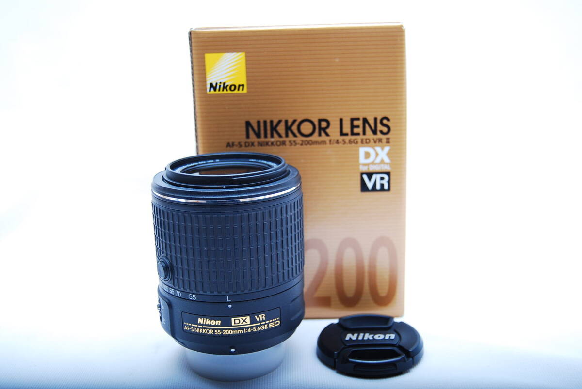 ★極上美品 Nikon ニコン  AF-S DX NIKKOR 55-200mm f/4-5.6G ED VR II ★の画像1