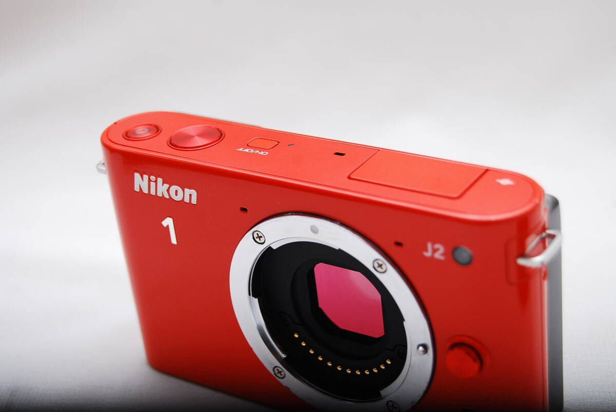 ★美品 ニコン Nikon ミラーレス一眼 Nikon 1 J2 ボディー レッド★の画像7