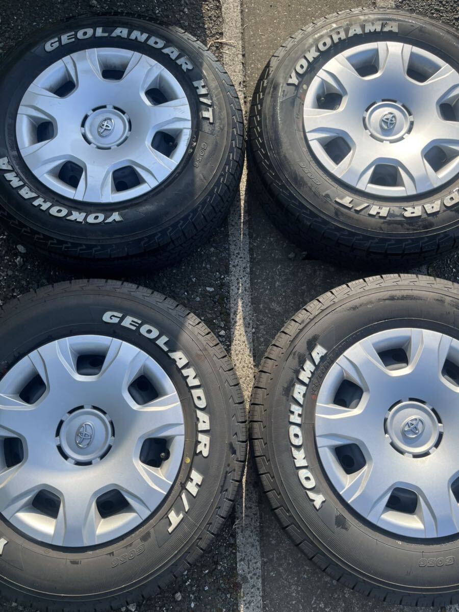 ハイエース ホワイトレター ホイールタイヤセット【195/80R15】6穴 2022年製 ヨコハマGEOLANDER H/T 4本 美品 トヨタ 純正 キャラバン_画像1