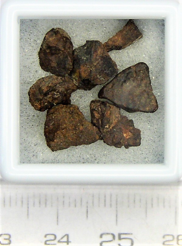 46億年前の隕石コンドライト（d）の画像2