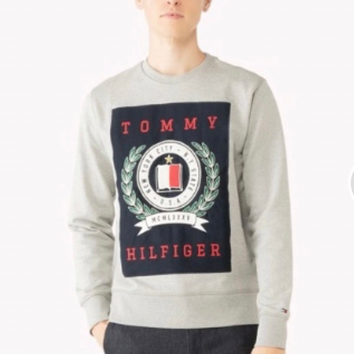 TOMMY HILFIGER トミー スウェット トレーナー