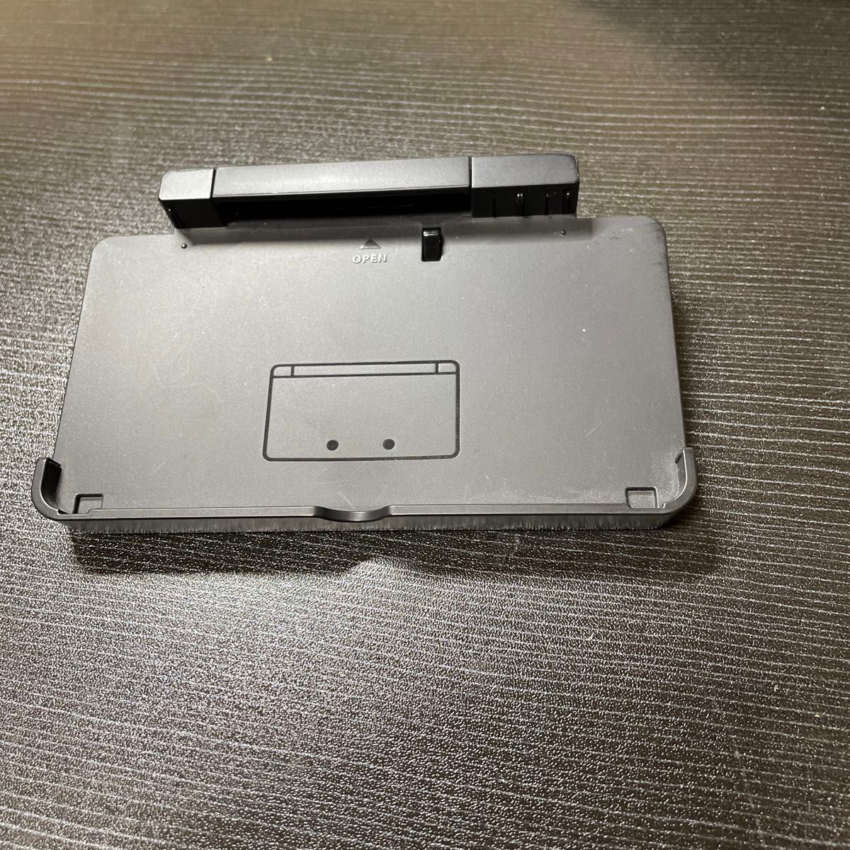 ニンテンドー3DS 充電スタンド