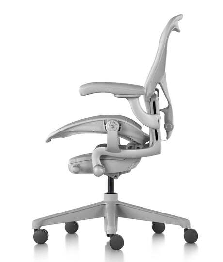 未使用品 新品 新型 Herman Miller ハーマンミラー　アーロンチェア リマスタード ミネラル ナイロン脚 フル装備 Bサイズ 原価27万_画像3