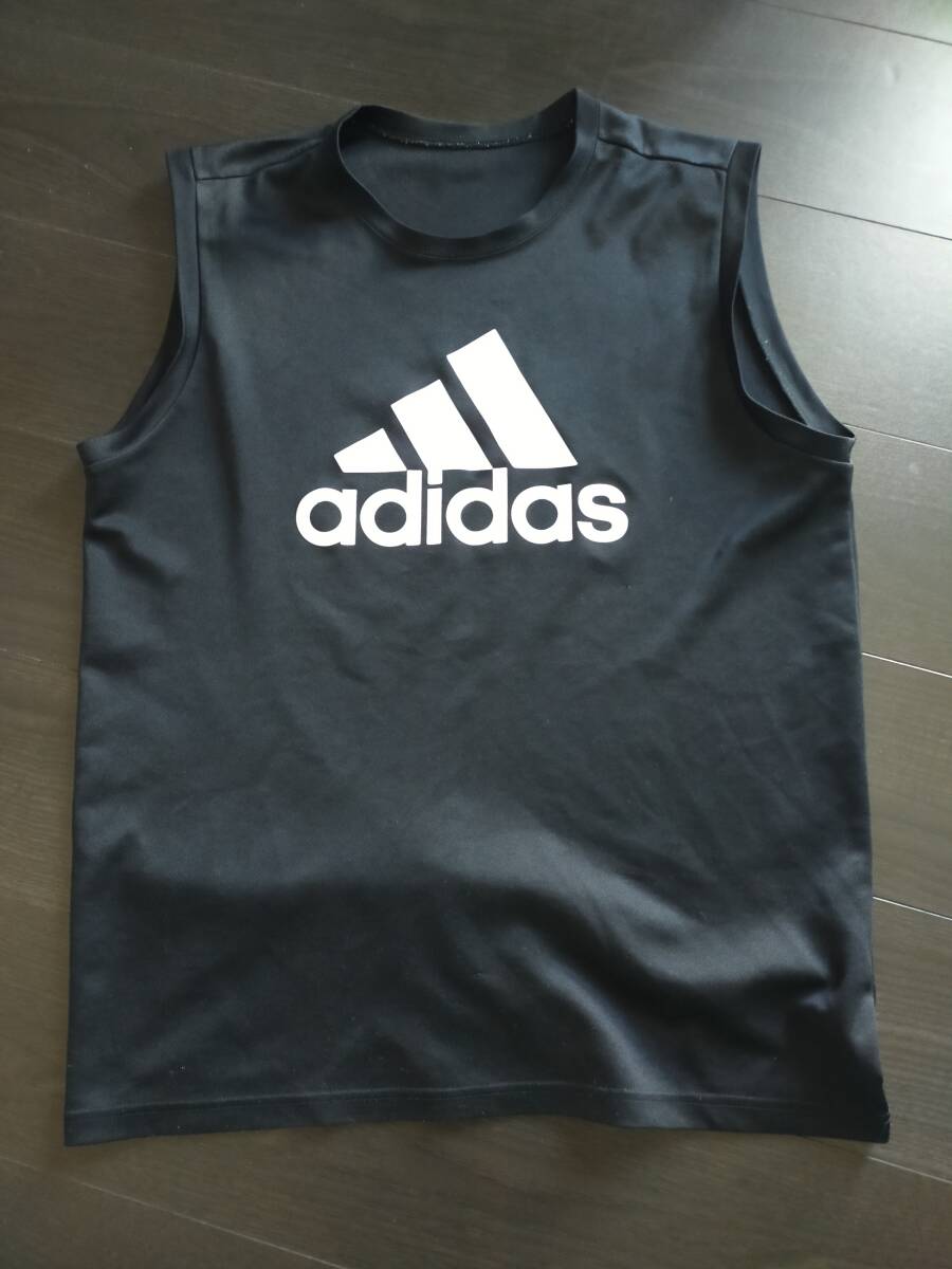 アディダス　adidas ノースリーブシャツ　サイズL_画像1