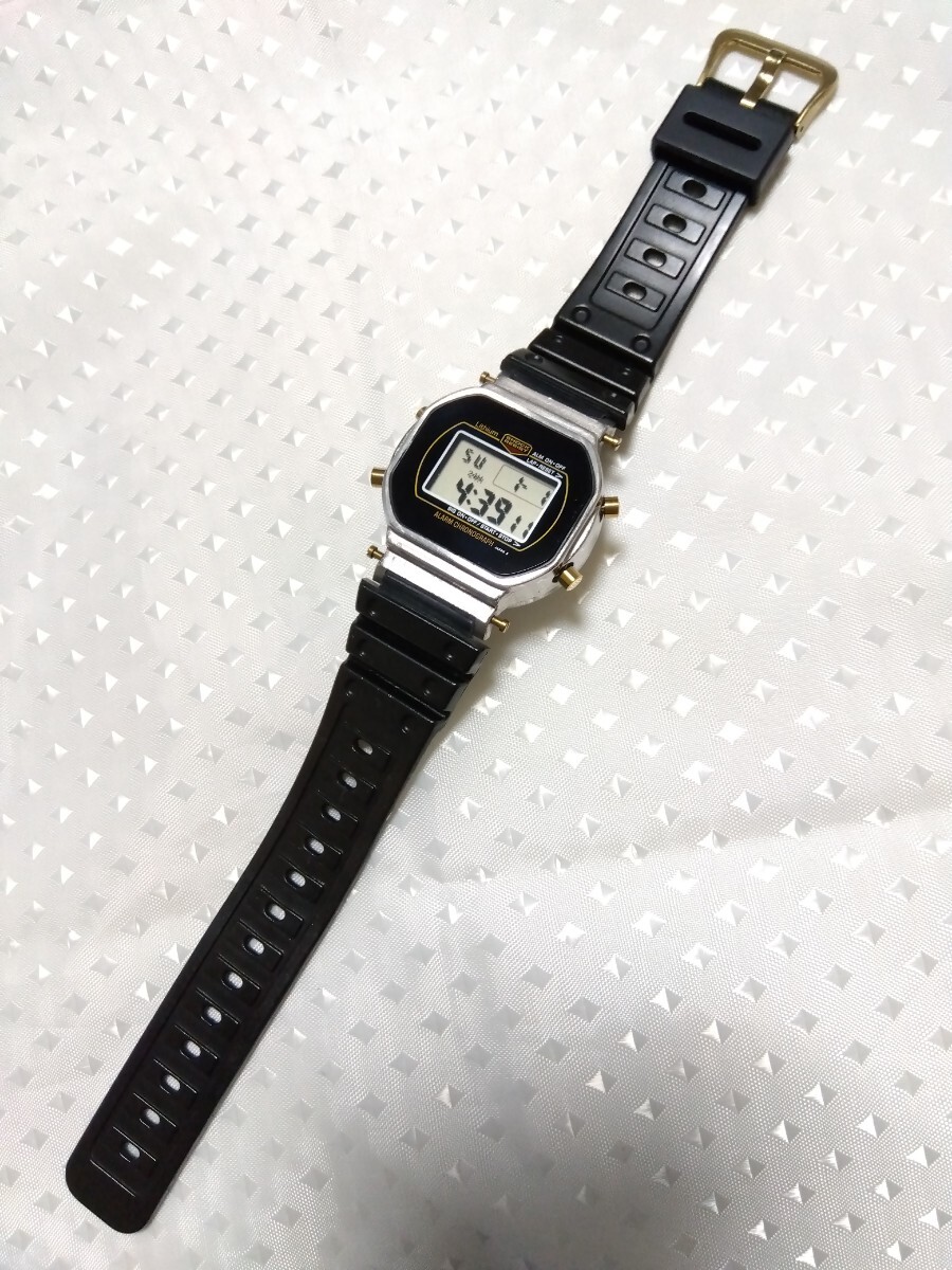 送料無料！★入手困難★1985年/ DW-5400C-9 ゴールド / 141F2★G-SHOCK コレクション。_画像9