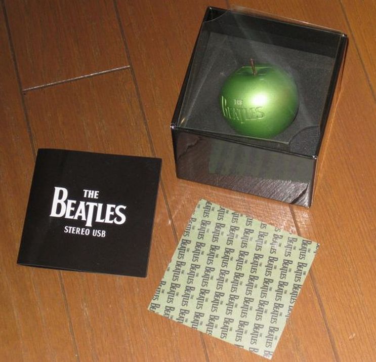 世界限定品（Limited Edition.Import）・ビートルズ（The Beatles）・「STEREO USBメモリ・エディション」の画像3