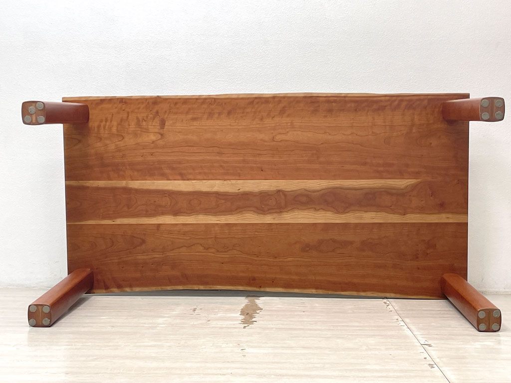 ● 家具蔵 KAGURA ネイチャー2 TABLE NATURE ダイニングテーブル チェリー無垢材 耳付き W180cm クラフト家具の画像6