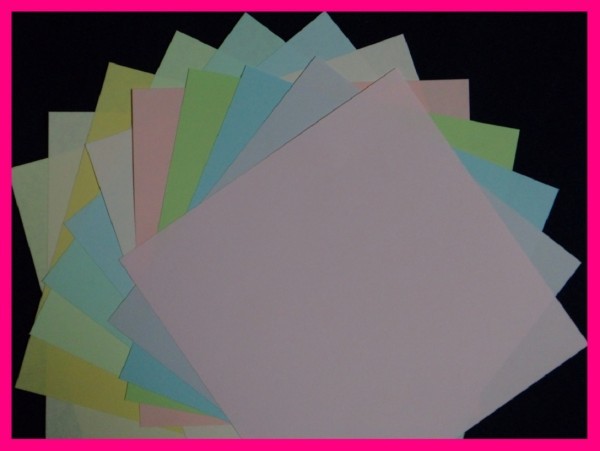Paypayフリマ 素材の綺麗な パステルカラー 15cm 100枚x3セット 千代紙 おり紙 おりがみ 折紙 折り紙 ちよ紙