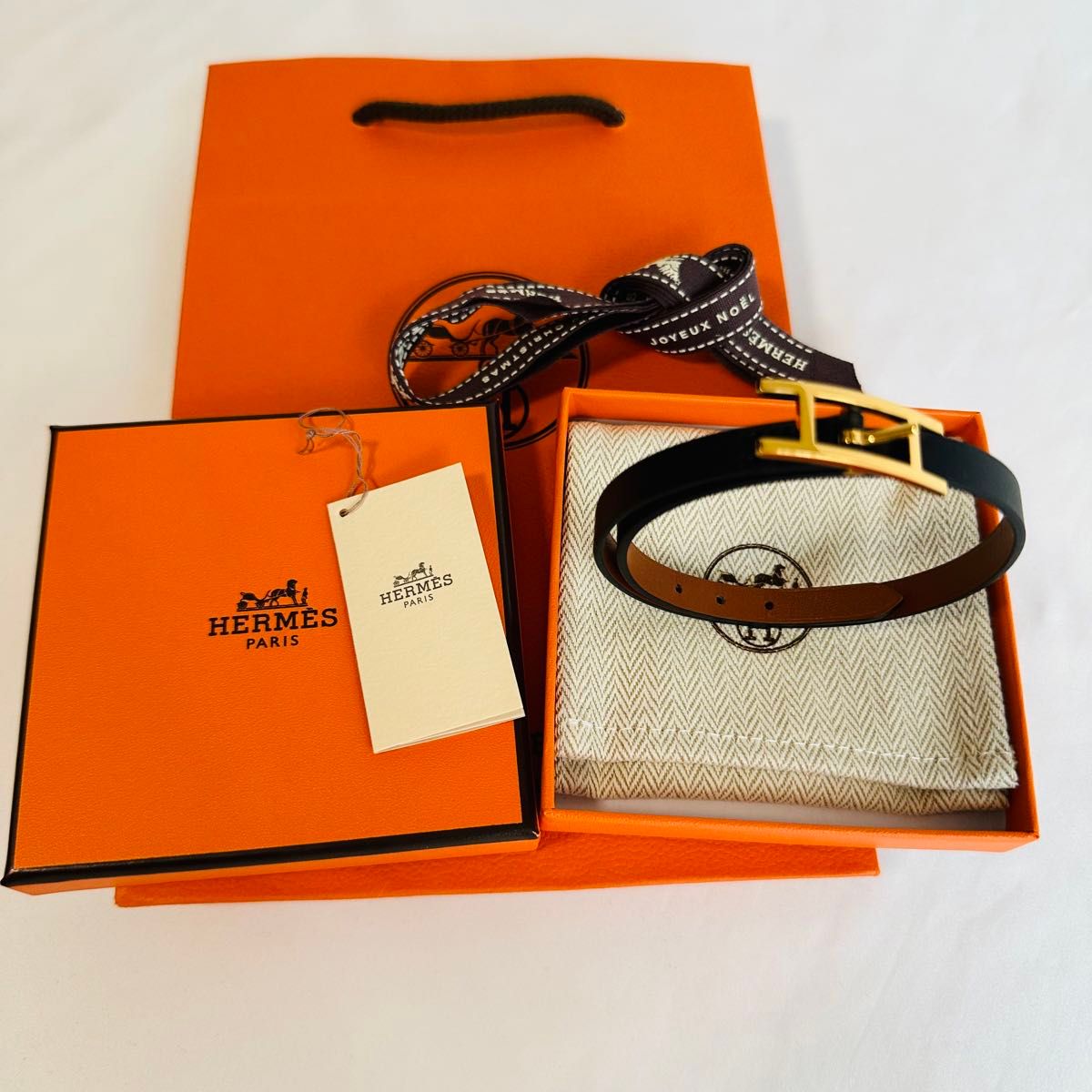 HERMES レザーブレスレット 《ビーアピ》 ドゥブルトゥール T2 ノワール