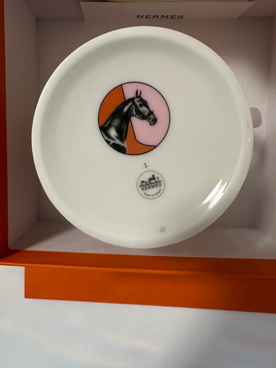 エルメス HERMES》 セルパンティーヌ No 1・No 3マグカップ 2個 エルメス HERMES》 セルパンティーヌ No 1・No 3マグカップ 2個