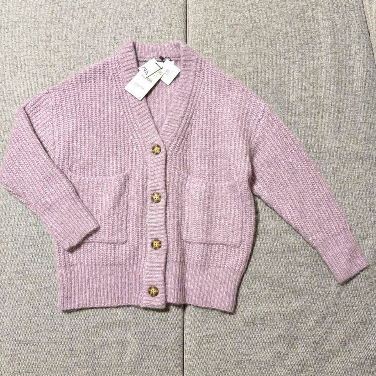 新品タグ付き】 半額以下 ZARA パッチポケット ニット 新品タグ付き】 半額以下 ZARA パッチポケット ニット
