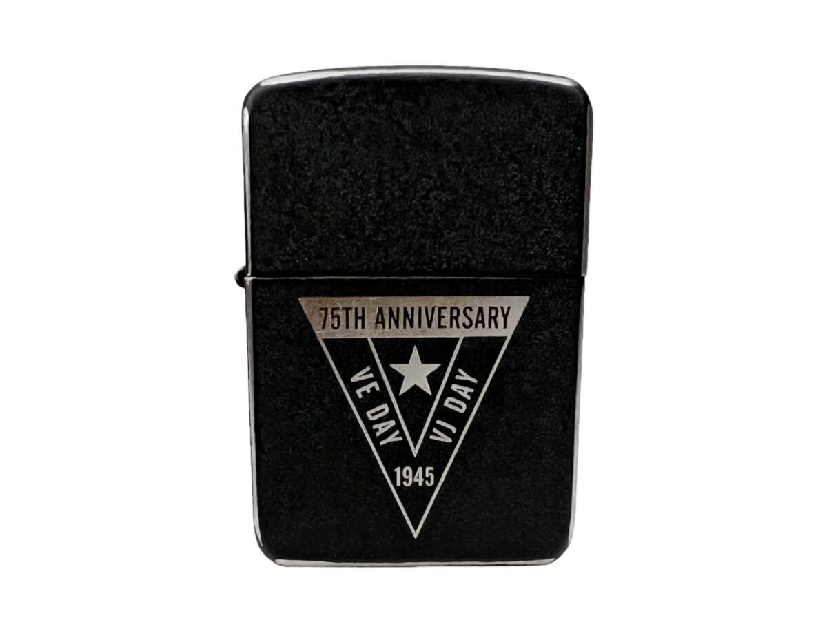 zippo (ジッポー)2020年製 第二次世界大戦 終戦75周年記念1941レプリカ オイルライター ブラック×シルバー 雑貨/028