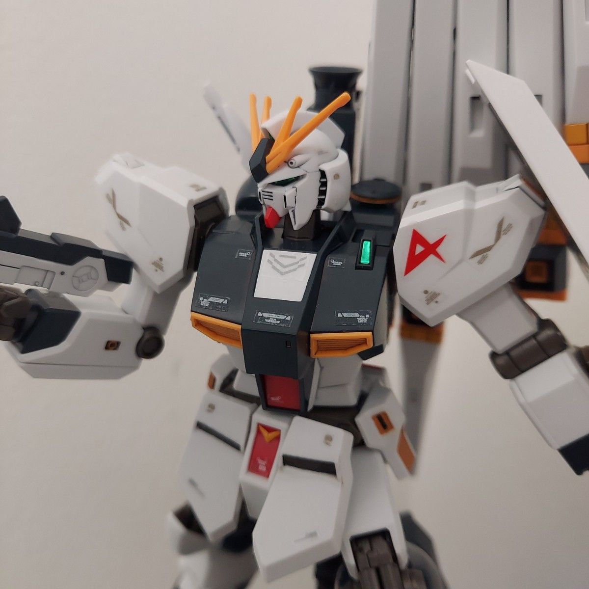 HG RX-93 νガンダム(ニューガンダム) 完成品|Yahoo!フリマ(旧 HG RX-93 νガンダム(ニューガンダム) 完成品|Yahoo!フリマ(旧