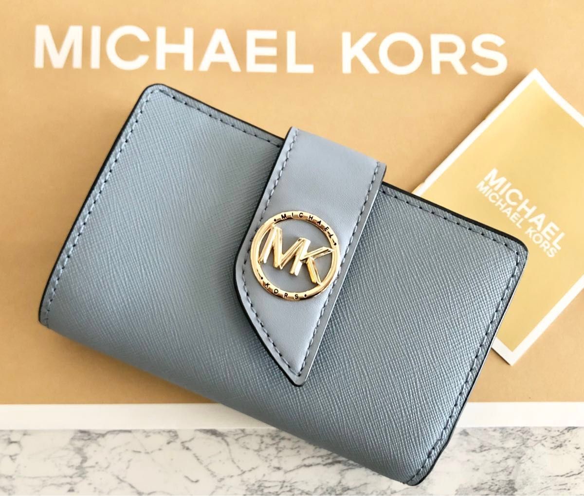 MICHAEL KORS マイケルコース　折り財布　二つ折り財布 ペール ブルー　新品