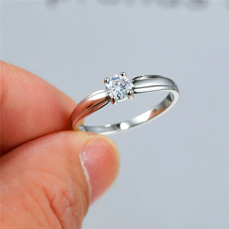 Великолепно великолепно ★ Для повседневного использования ♪ Серебряное 925 CZ Diamond Bridal Ring