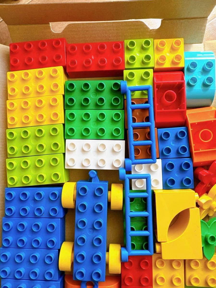 LEGO レゴ　デュプロ　基本ブロック　カーブ　車　お花　まとめ売り　基礎　基本　特殊パーツ　柵
