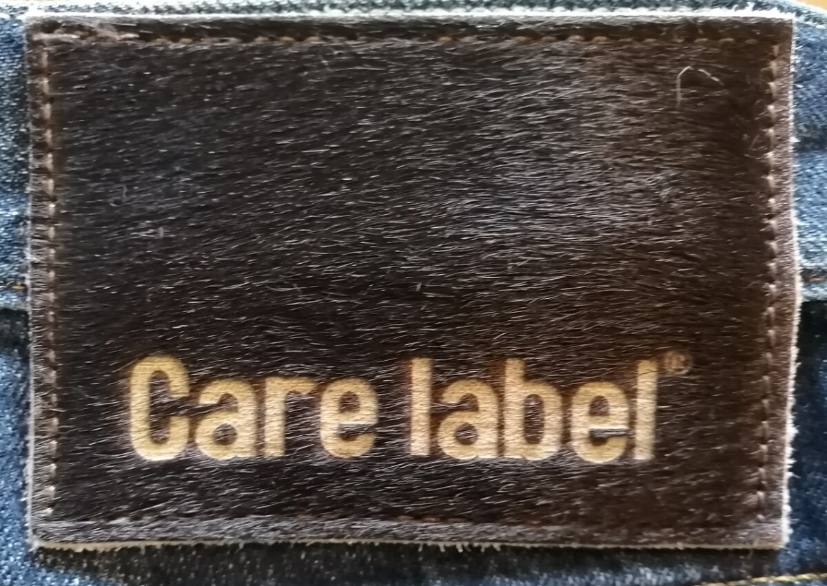 ケアレーベル（care label）のハラコパッチの美脚タイトシルエットのブルージーンズ_画像5