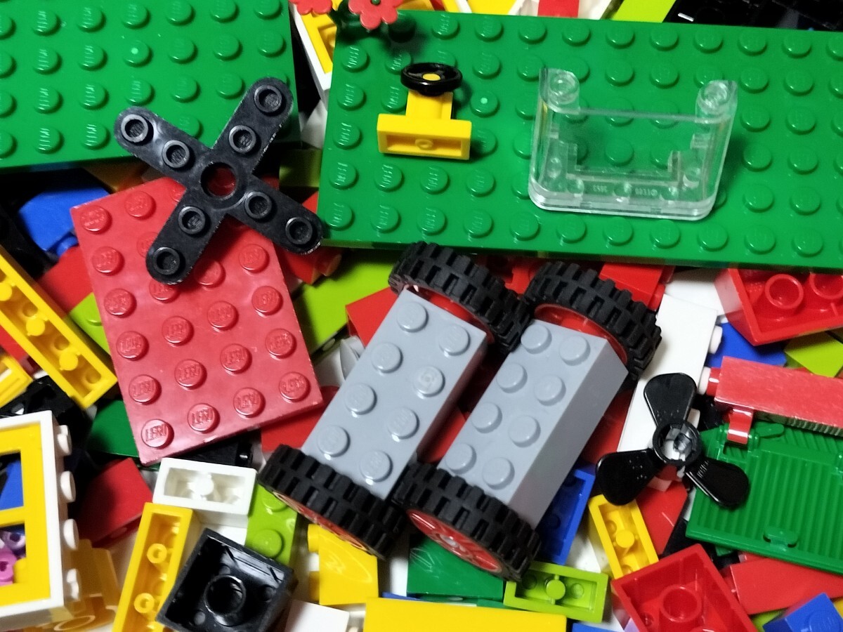 送料無料即決希望 レゴ 基本ブロックセット 大量 プレート 中古品 ミニフィグ ドア 窓 車 タイヤ ハンドル ブロック外し の画像6