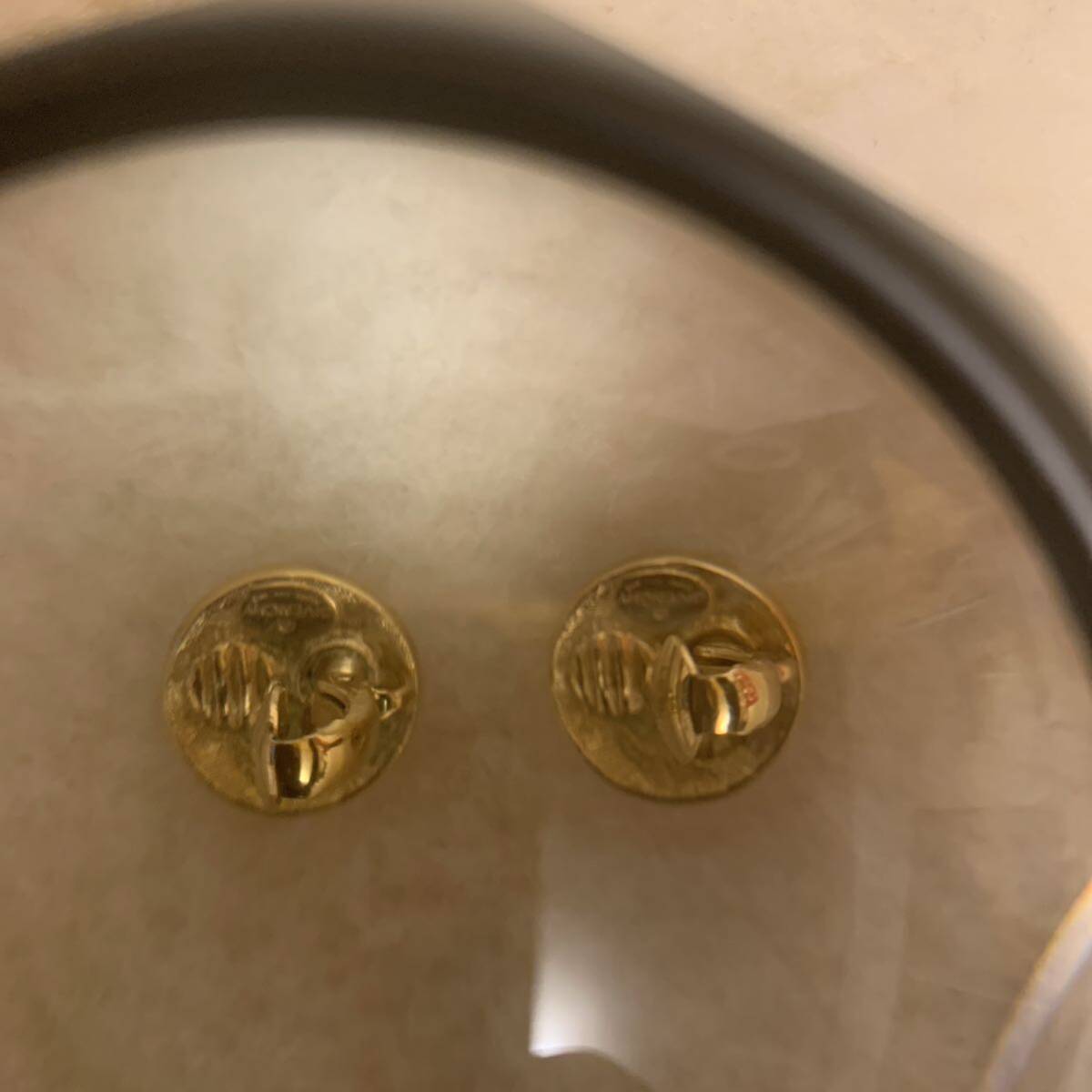 * givenchy G Logo earrings Stone attaching Gold Kirakira 