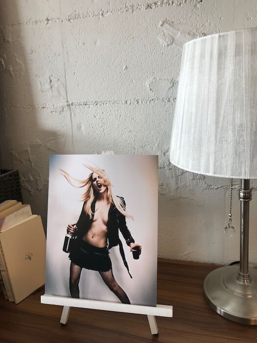 アヴリルラヴィーン　Avril Lavigne　約20.3x25.4cm　輸入　写真　11618_画像2