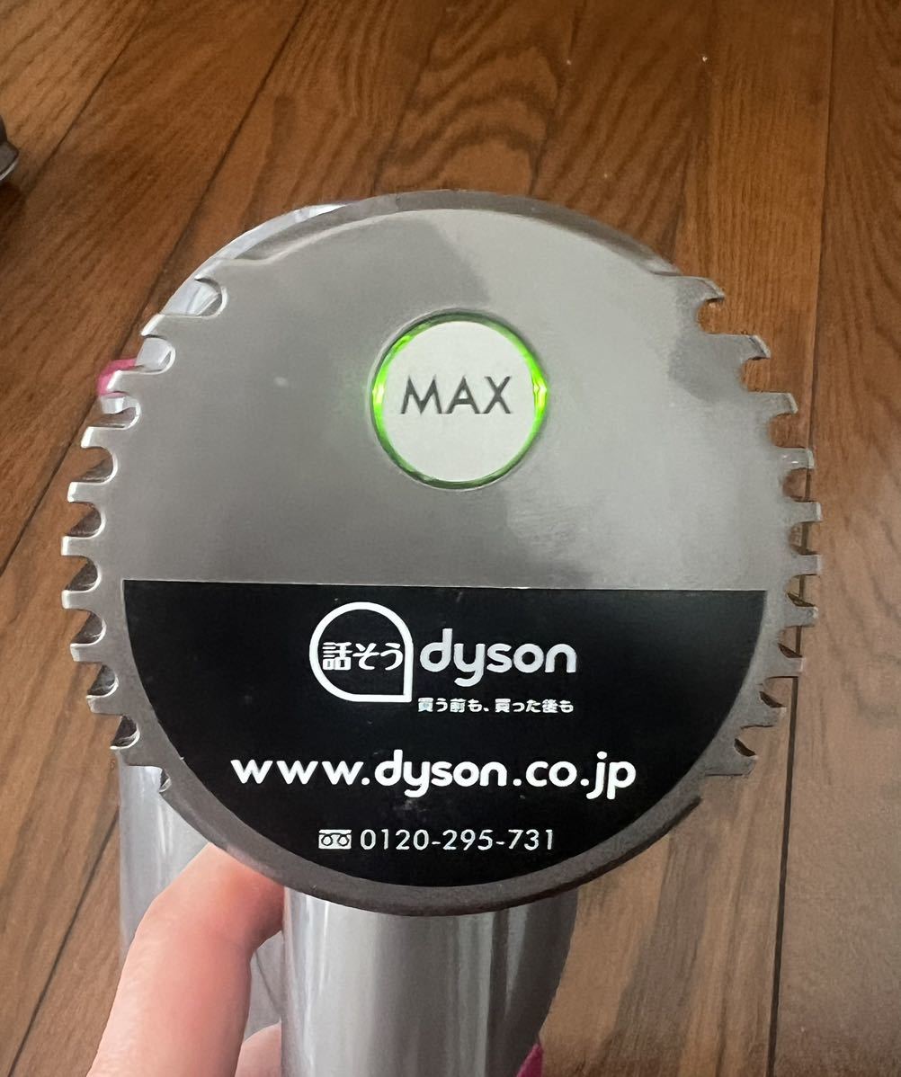 送料込み♪ ダイソン コードレスクリーナー ジャンク品　dyson 掃除機 サイクロンコードレスクリーナー DC35_画像3