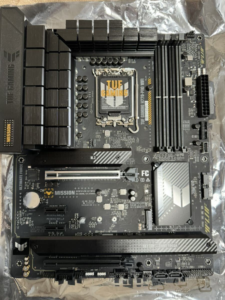 ASUS TUF GAMING H770-PRO WIFI (LGA1700 DDR5 ATX マザーボード) 中古 極美品 使用期間1カ月_画像3