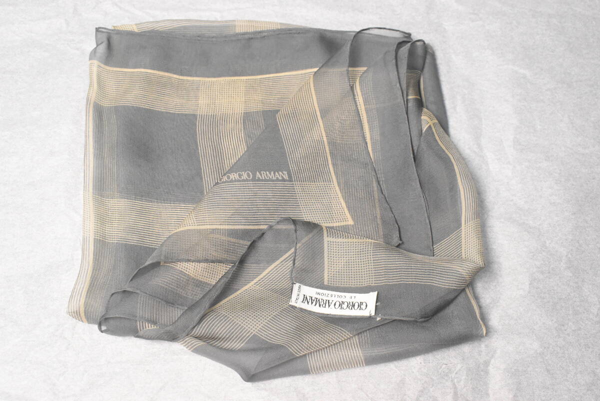 【GIORGIO ARMANI シルク 90cm角スカーフ 】検:モスグリーン ファッション小物 ショール_画像3