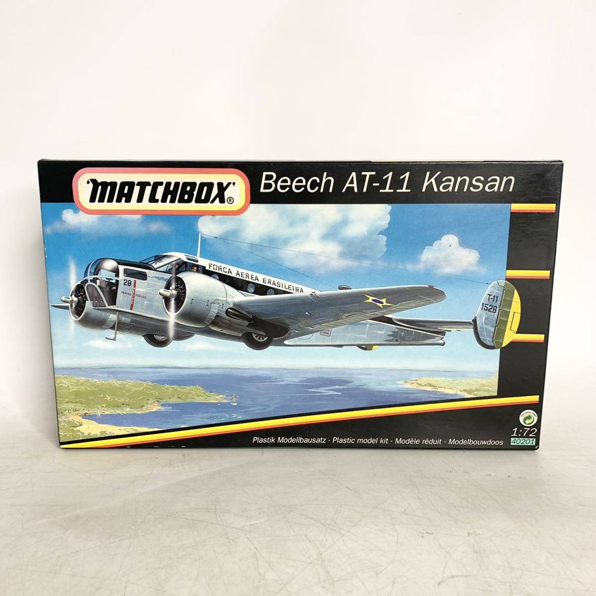 未組立 Matchbox マッチボックス 1/72 ビーチクラフト AT-11 カンザン Beech AT-11 Kansan プラモデル 40201_画像1