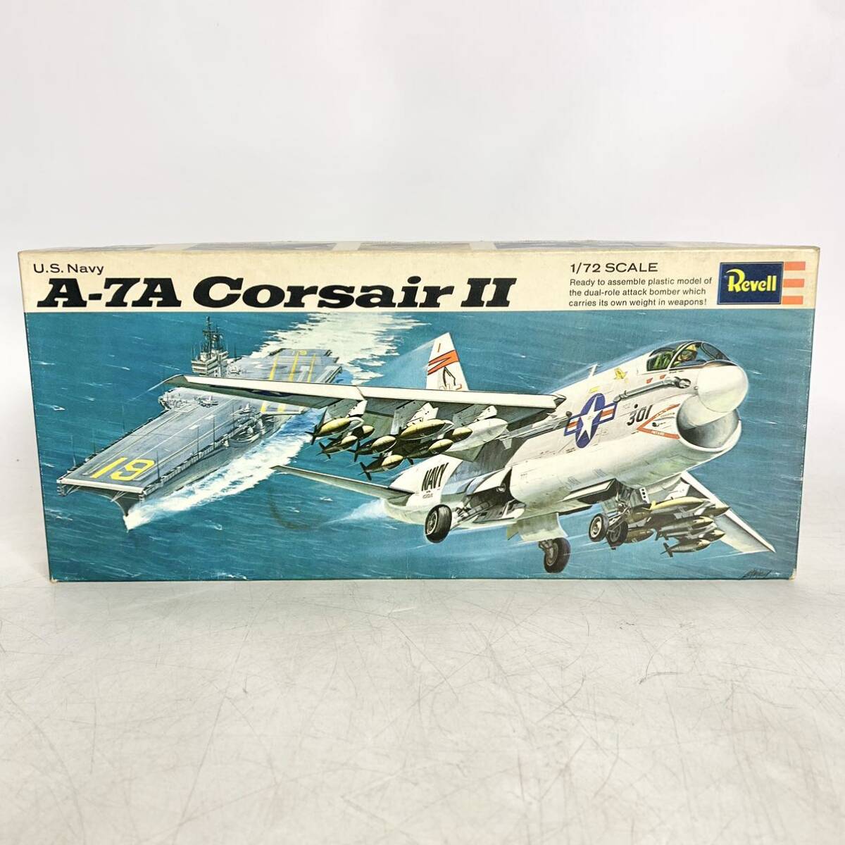 未組立 Revell レベル 1/72 A-7A コルセア Ⅱ Corsair プラモデル H-114 現状品_画像1