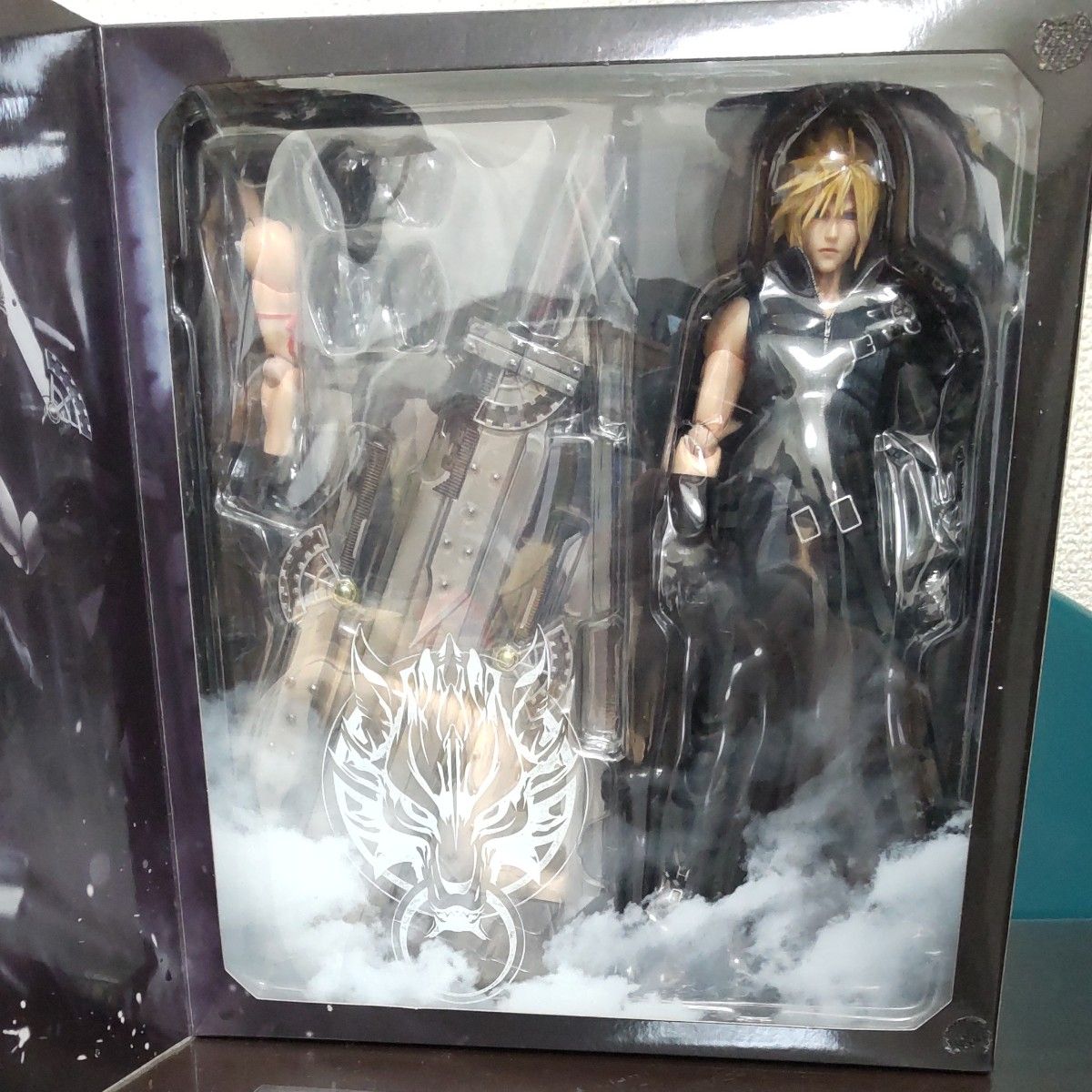 開封済】国内正規品 PLAY ARTS改 ファイナルファンタジーVII 開封済】国内正規品 PLAY ARTS改 ファイナルファンタジーVII