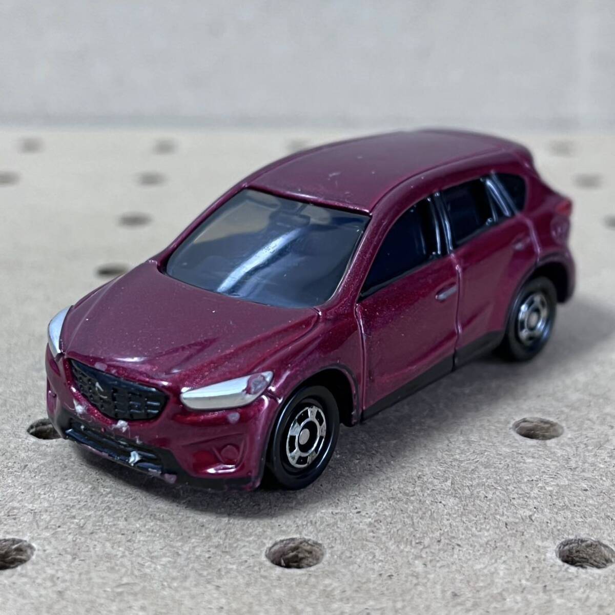 トミカ マツダCX-5 絶版 ルース ワイン系の画像1