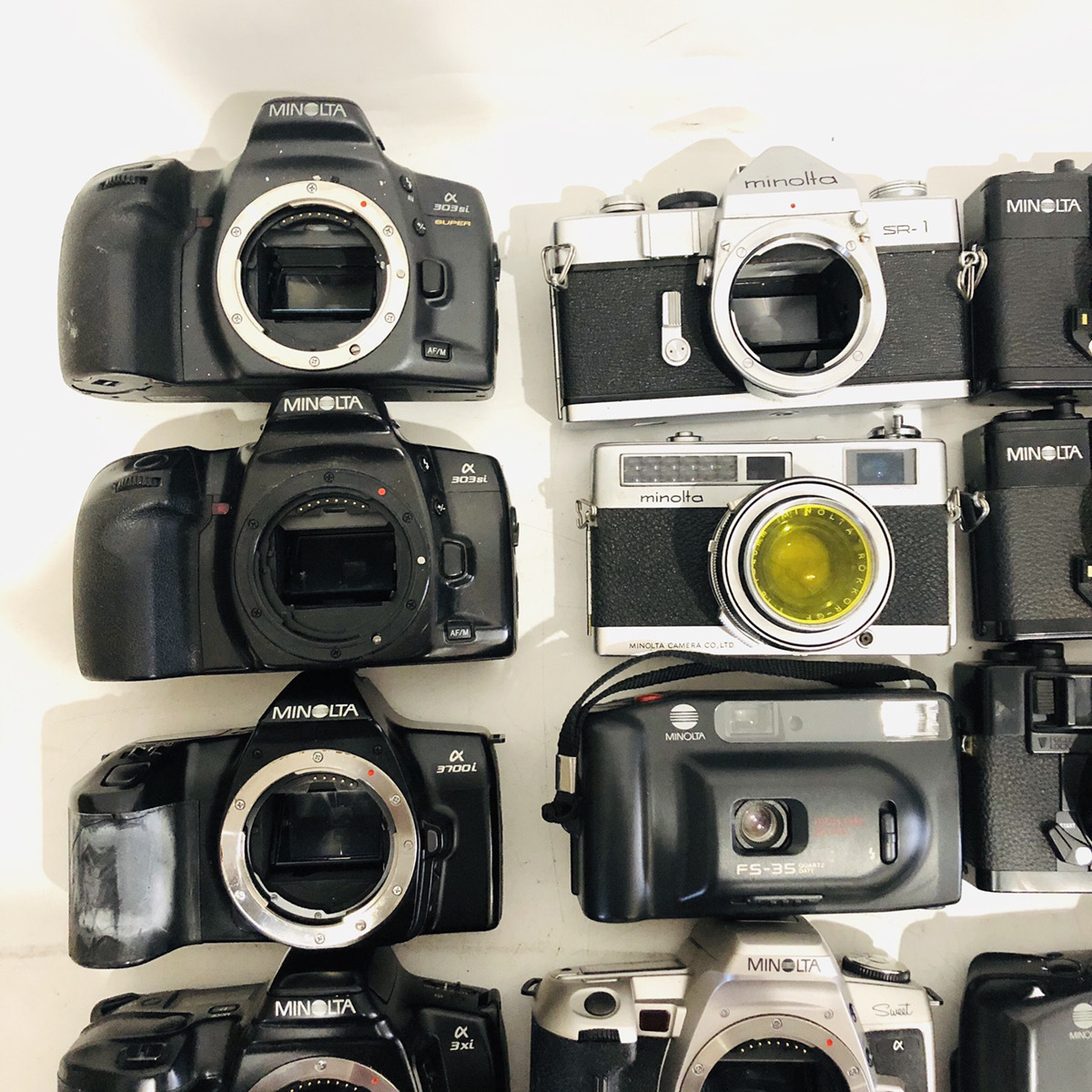 【R1239】MINOLTA ミノルタ フィルムカメラ コンパクトカメラ 大量 まとめ売り α303si α3xi HI-MATIC F α3700i FS-35 SR-1 AF-S_画像2