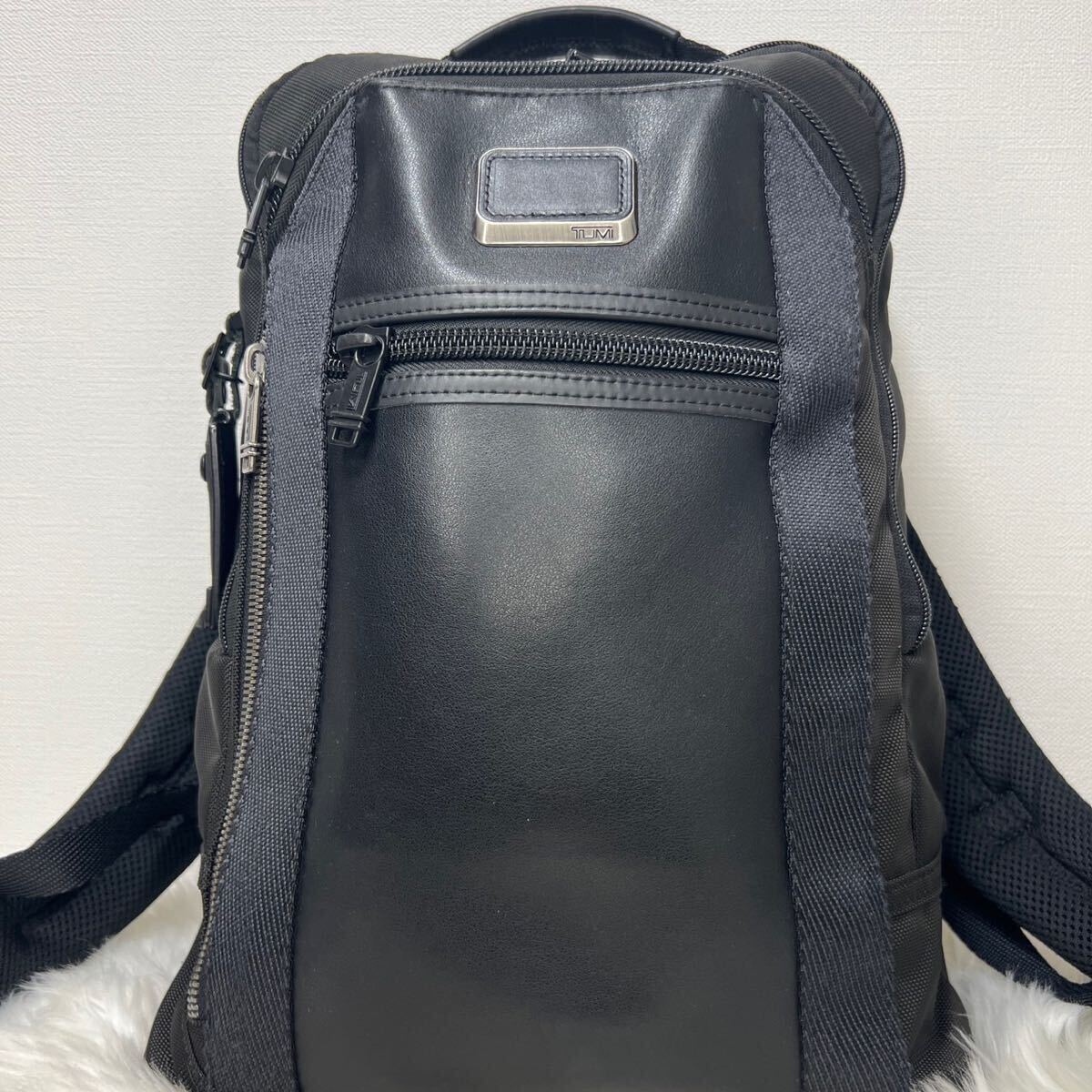 【極美品】TUMI トゥミ リュック バックパック メンズ 232682 ALPHA BRAVO ◎A4 PC◎ DAVIS ディヴィス ビジネス レザー ブラック 黒 の画像1