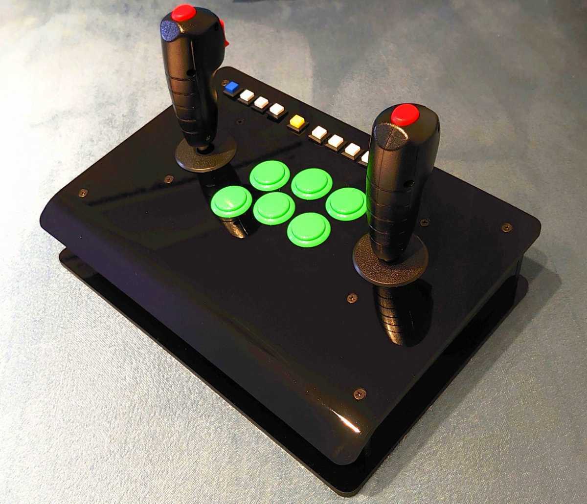 Switch版アサルト用ジョイスティック マルチアケコン ツイン Switch版アサルト用ジョイスティック マルチアケコン ツイン