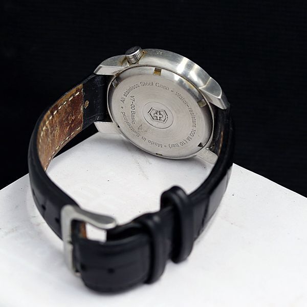 1円 箱付 稼動 ビクトリノックス V7-00 QZ 黒文字盤 デイト メンズ腕時計 KTR 8464000 3ERY_画像4