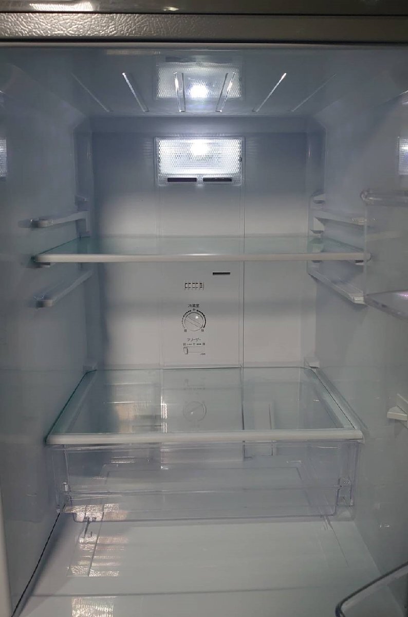 【大阪/岸和田発 格安自社便】AQUA 2ドア冷凍冷蔵庫 AQR-J13K（S） 126L 耐熱トップテーブル 大容量フリーザー 低温フリーケース_画像6