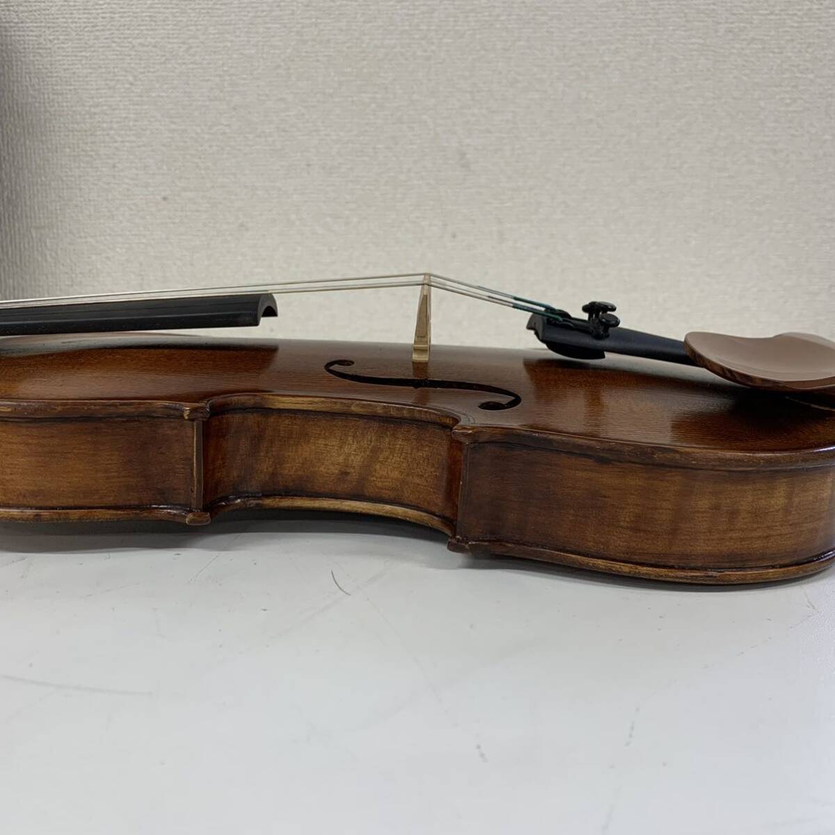 【R-5】 Synwin SV4001 1/2 バイオリン メーカーオリジナルケース付き 弓付き 1620-10_画像3