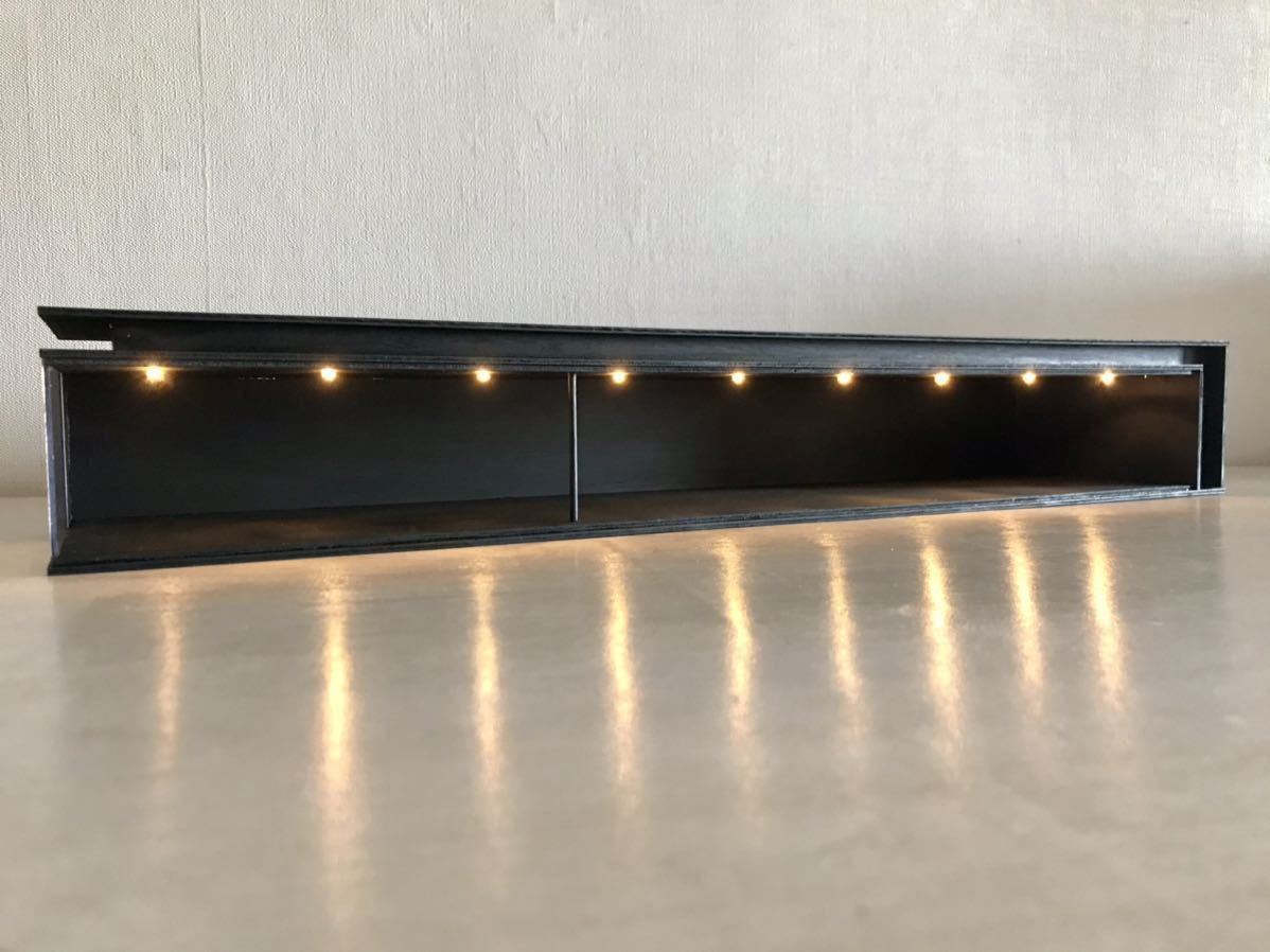 カーディーラー1階 ブラックモデル ジオラマ模型 ミニカー鑑賞 電球色LED 1/64,1/43の画像7