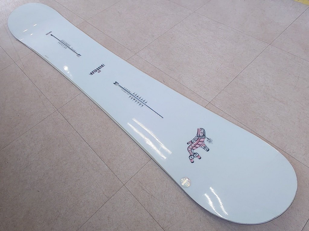 4卍1346 【BURTON/バートン】BARRACUDA 2012　169cm　スノーボード板のみ ※チャネルシステムパーツなし《札幌/美しが丘店》_使用による削れやキズ、サビがございます。