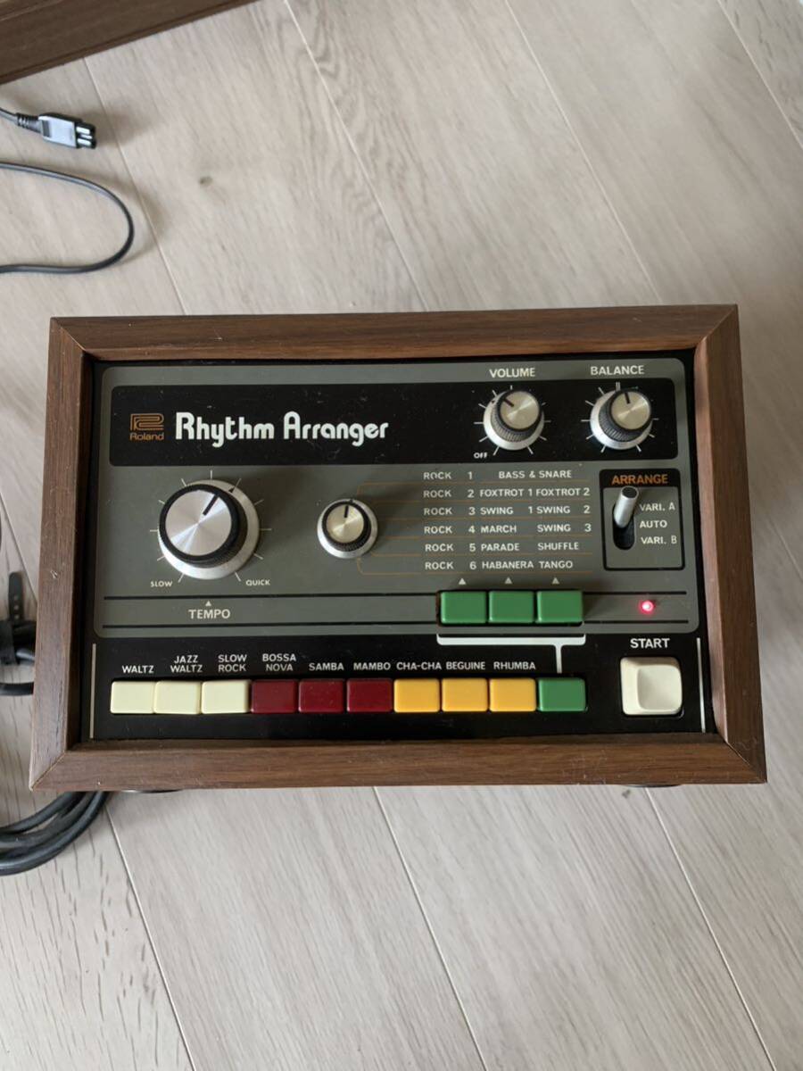 * Roland Rhythm Arranger TR-66 Roland rhythm a Ranger.