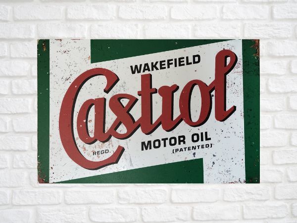 ブリキ看板 Castrol 94 メタルプレート インテリア ガレージ アメリカン雑貨 レトロ風 ビンテージ風 おしゃれ 新品