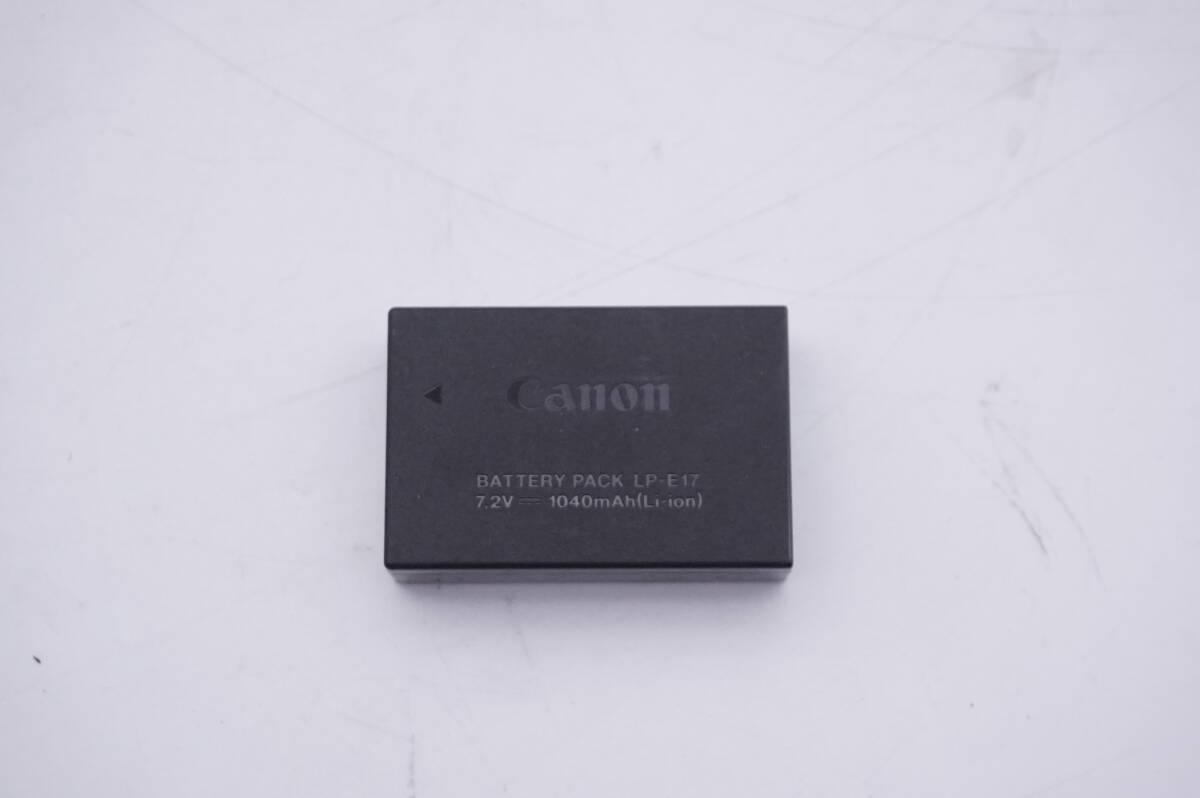  Canon 純正 バッテリー LP-E17 キャノン EOS Kiss EOS M の画像1