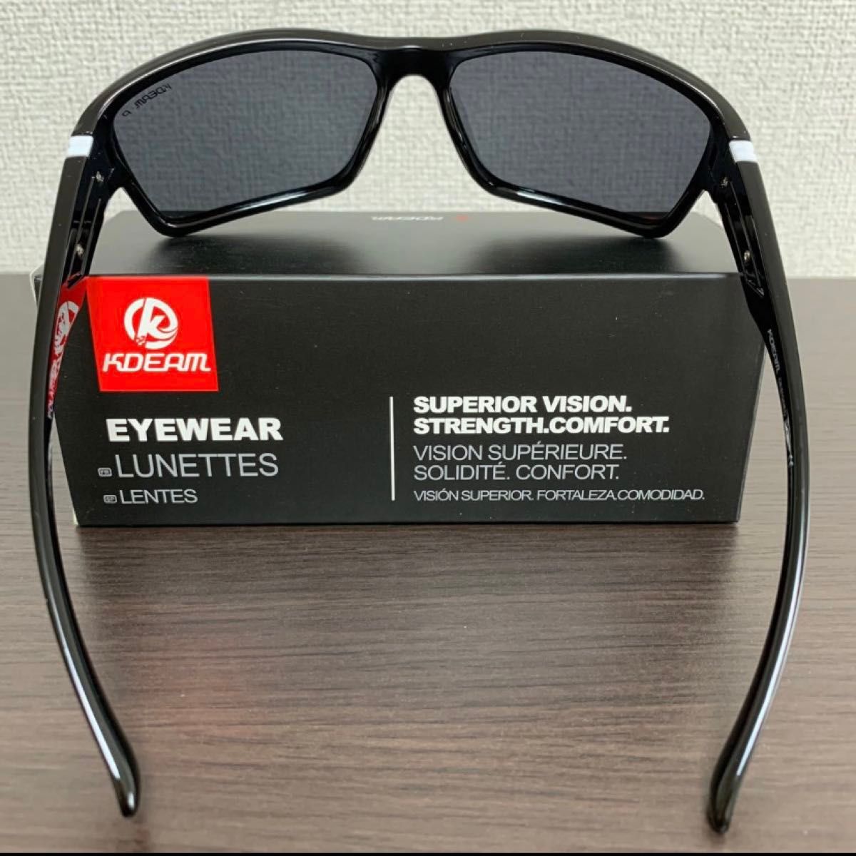 新品未使用♪kdeam最新偏光レンズサングラス ブラックレンズ 即購入可！