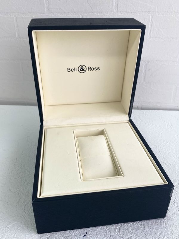 時計 Bell & Ross/ ベル&ロス 腕時計 空箱 時計ケース 収納箱 黒 レザー BOX 収納ケース 外装化粧紙箱 コレクター商品 自宅保管品_画像3