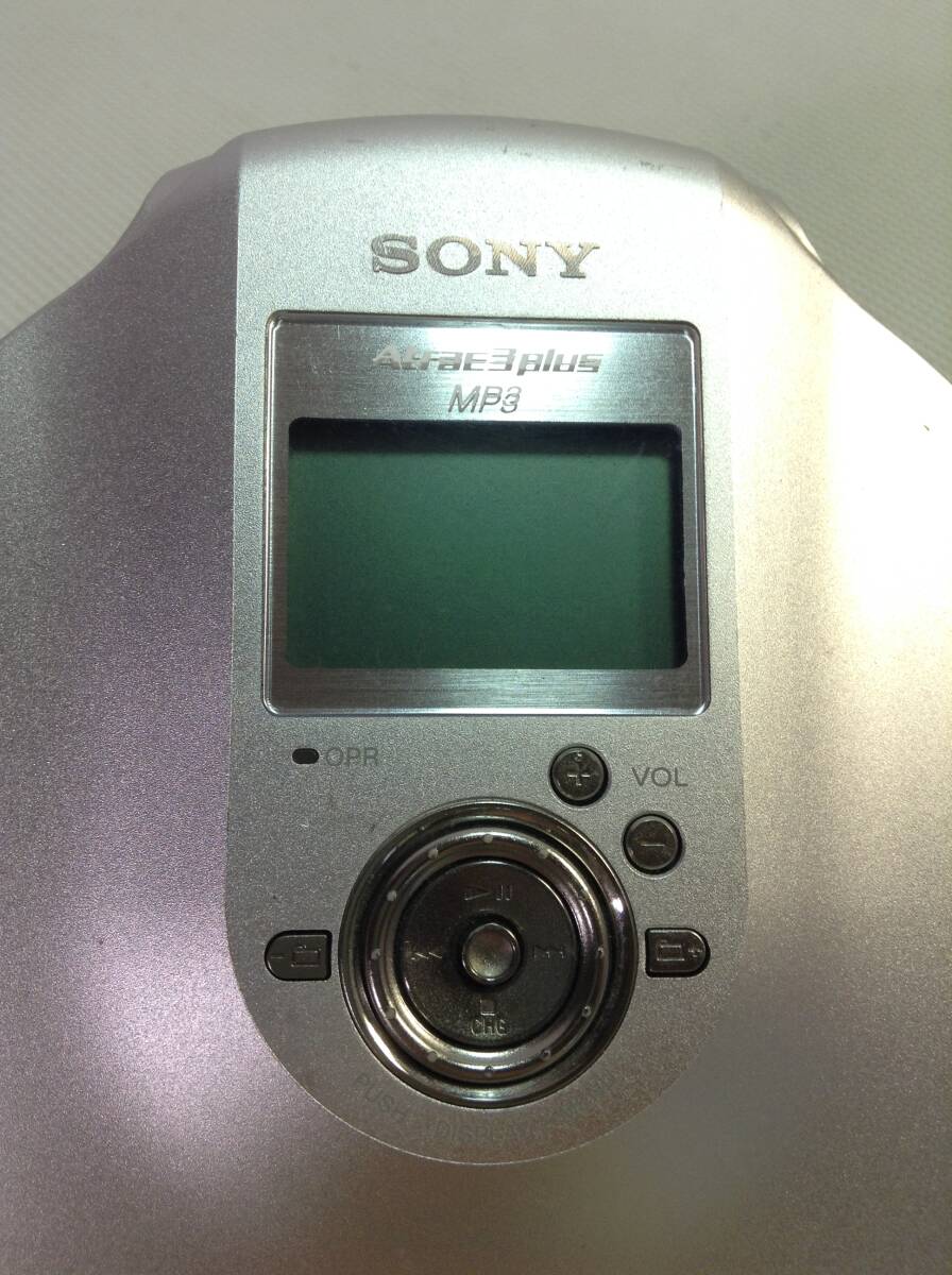 C816◇SONY ソニー CDウォークマン ポータブルCDプレーヤー MP3 CD-R/RW D-NE900【ジャンク】240321_画像3