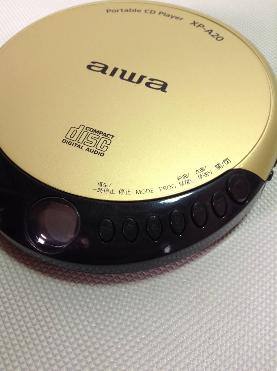 C826◇aiwa アイワ CDプレーヤー CDウォークマン ポータブルCDプレーヤー XP-A20 ゴールド 240321_画像6