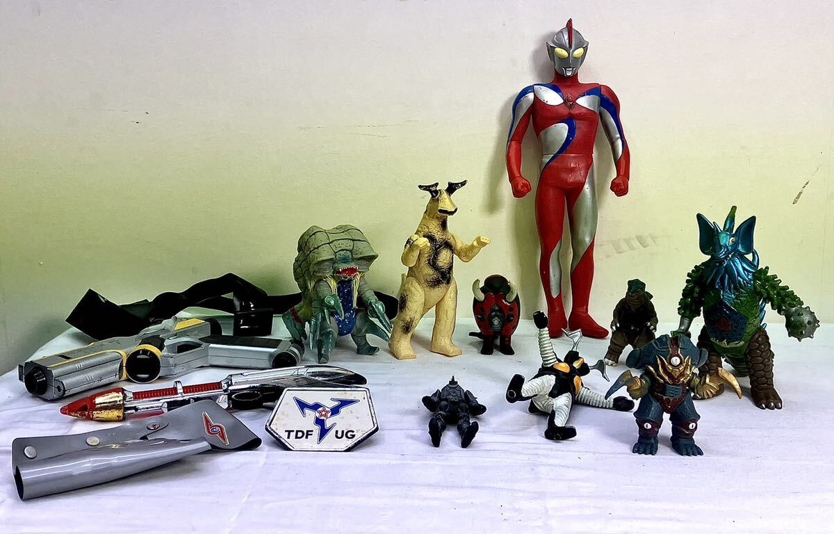 当時物 ウルトラマン ウルトラ警備隊 BANDAI バンダイ 怪獣 円谷プロ ソフビ フィギュア おもちゃ 玩具 レトロ アンティーク まとめ 大量_画像1