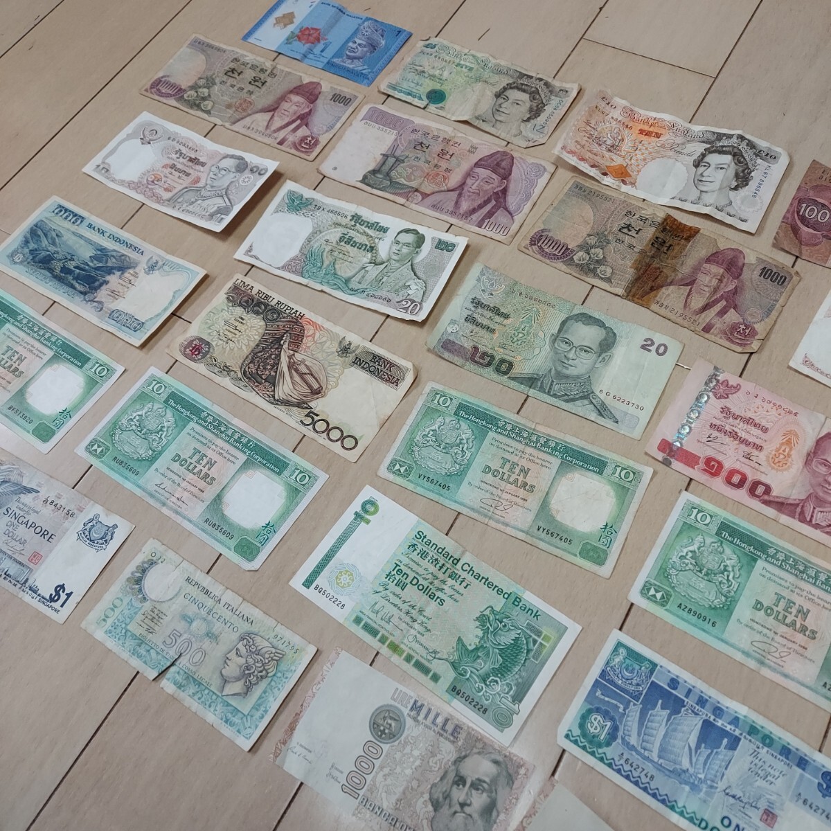 外国紙幣 旧紙幣 古紙幣 海外紙幣 イタリア シンガポール インド 香港 インドネシア タイ 韓国 ブラジル イギリス マレーシア_画像7